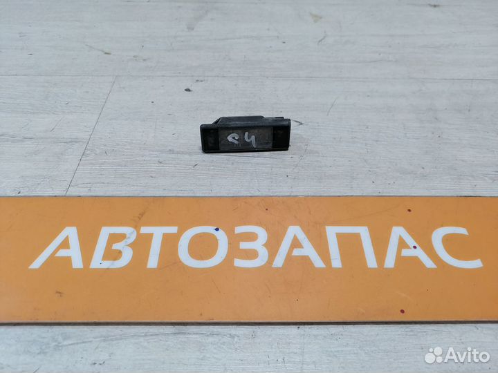 Плафон заднего номера бардачка Citroen C4