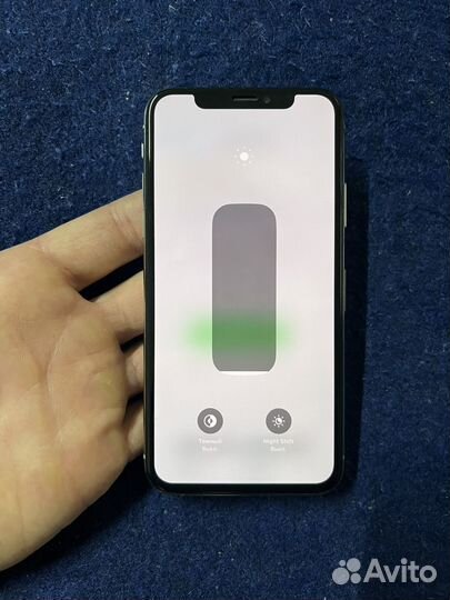 iPhone Xs, 64 ГБ