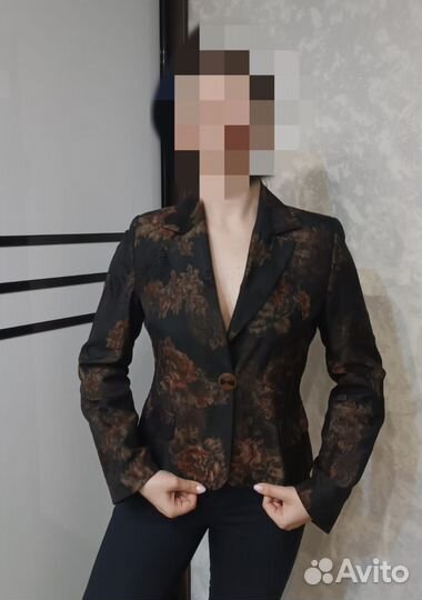 Костюм женский