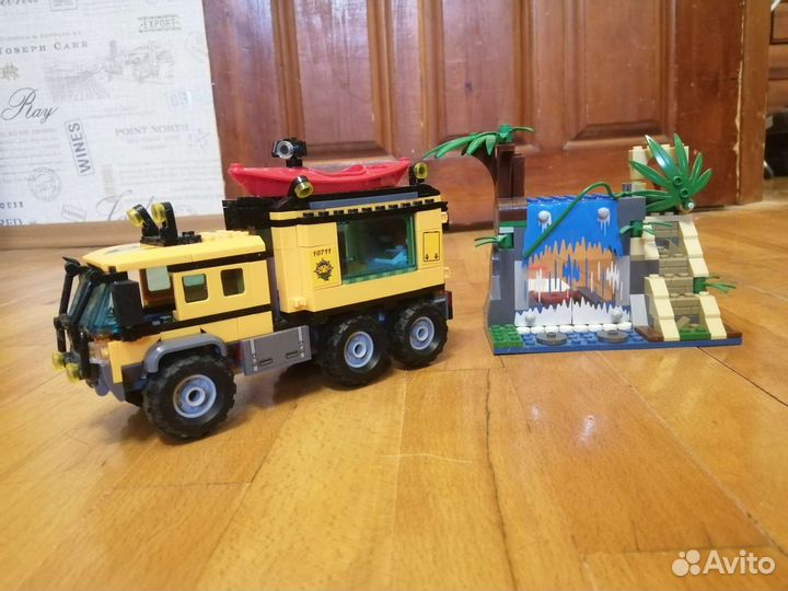 Лего джунгли мобильная лаборатория