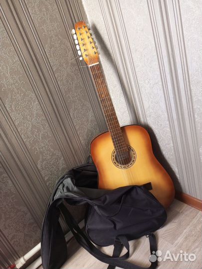 Гитара 12 струнная