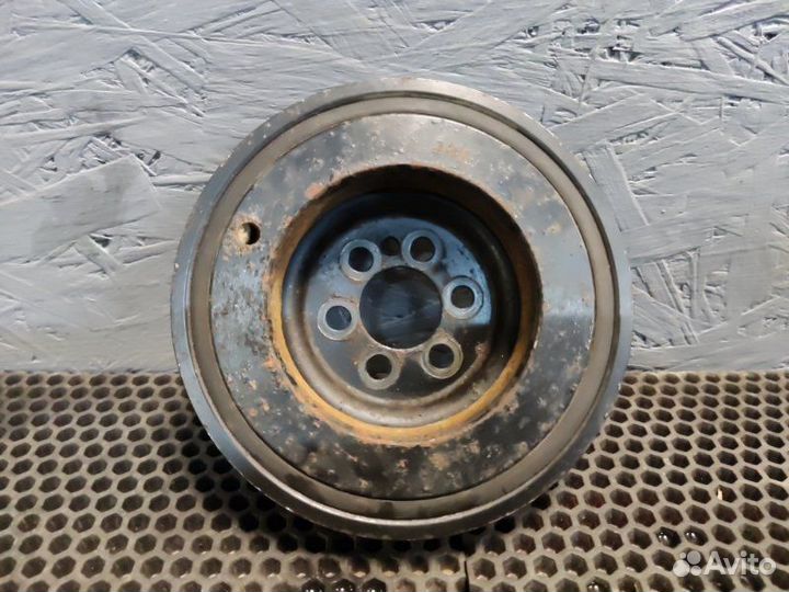 Шкив коленвала передний Audi А4 B7 BWE 2008