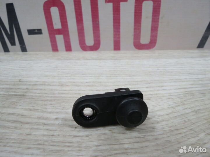 Концевик передний левый Hyundai i30 2