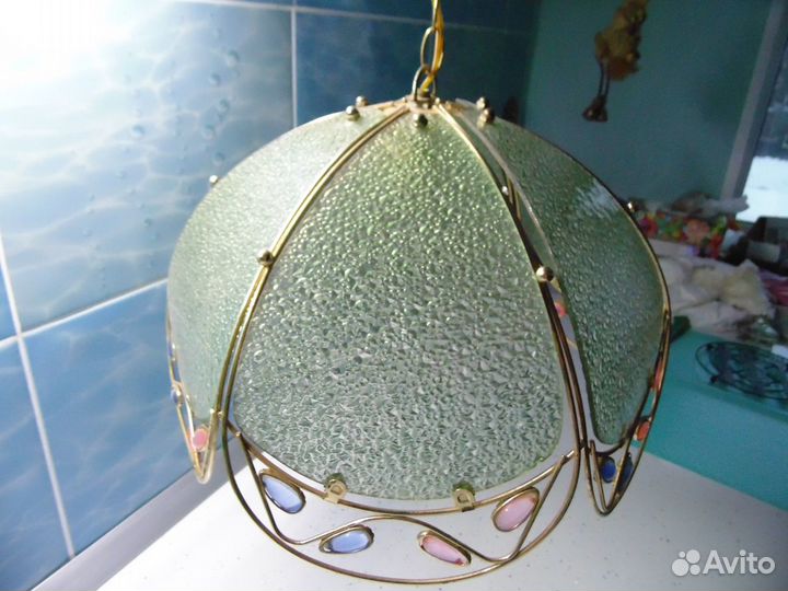 Продам люстры бу