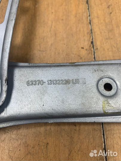 Стеклоподъемник передний левый Opel Zafira B