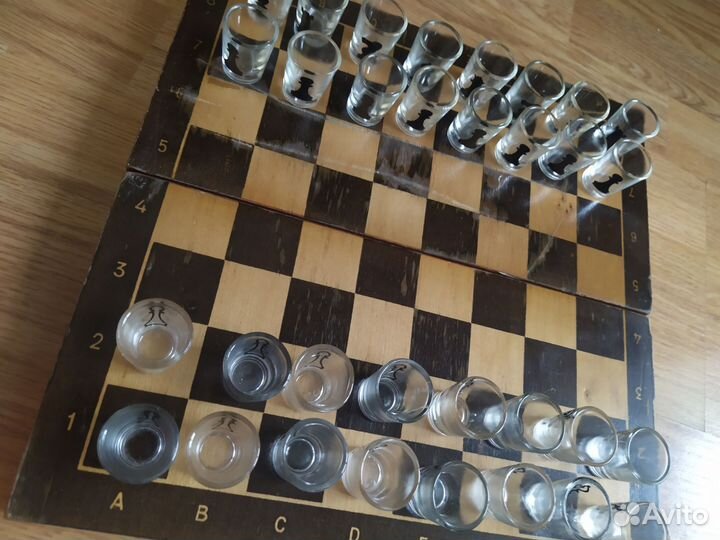 Рюмки шахматы