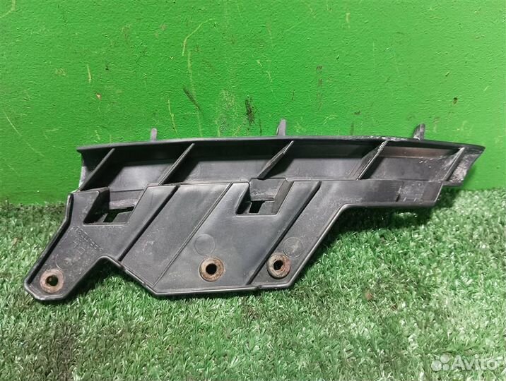 Кронштейн фары правой Chevrolet Cruze J300 2009