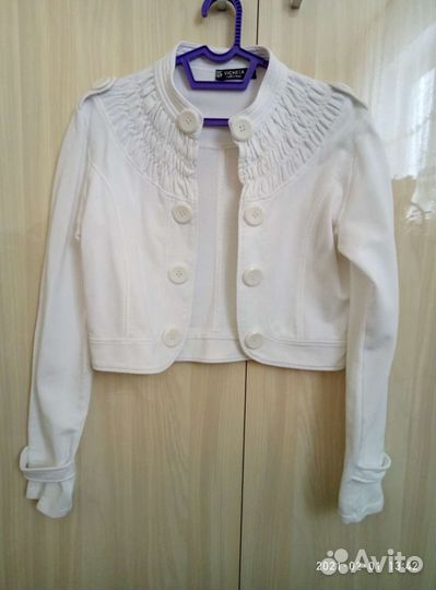 Блузки,пиджак 40-44 размер