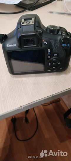 Зеркальный фотоаппарат canon EOS Rebel T6