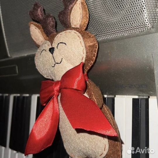 Новогодний олень