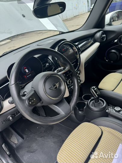 MINI Cooper 1.5 AMT, 2021, битый, 30 000 км