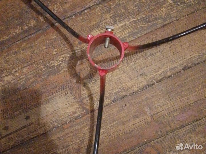 Подставка под елку