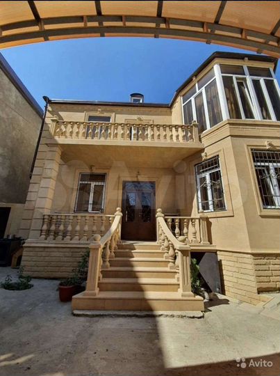 Комната 35 м² в 3-к., 2/2 эт.