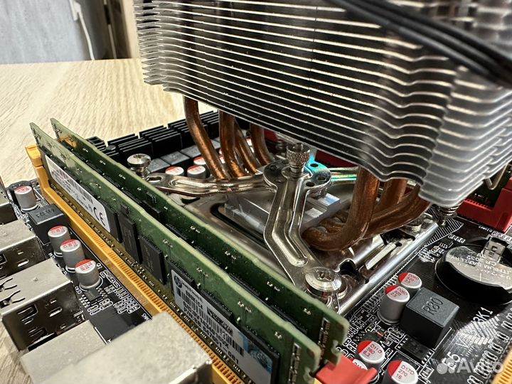 Процессор Intel Xeon CPU E5-2689 2.60 GHz