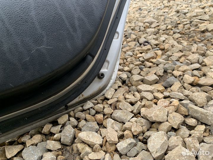 Toyota corolla 150 дверь задняя правая