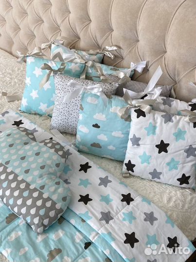 Комплект в детскую кроватку бортики