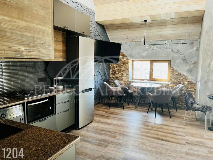 3-к. квартира, 60 м², 3/3 эт.