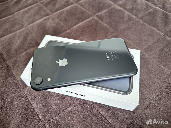 iPhone Xr, 128 ГБ