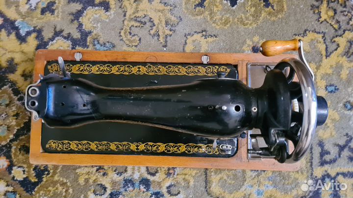 Швейная машина Подольск ручная