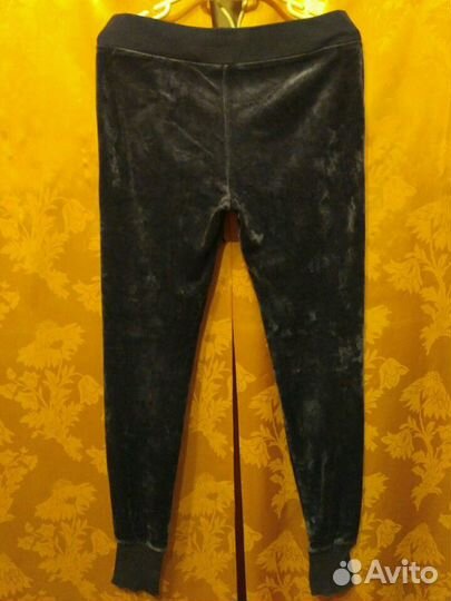 Костюм спортивный велюровый