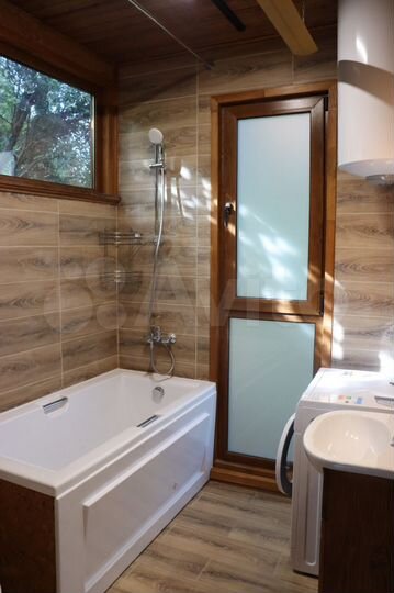 Дом 33 м² на участке 4 сот.