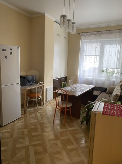2-к. квартира, 76 м², 1/12 эт.