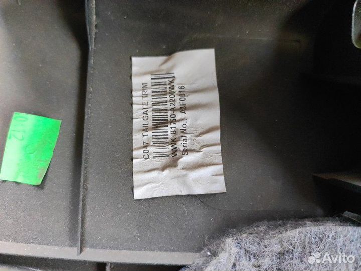 Обшивка крышки багажника Киа Cee'd Jd универсал II