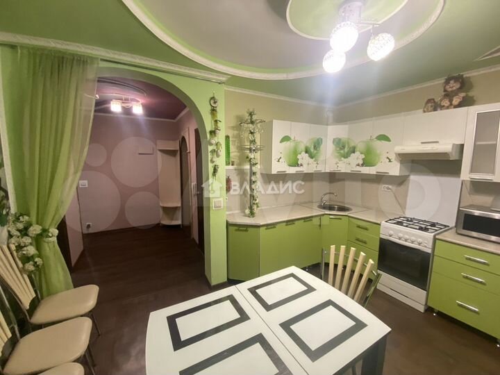 3-к. квартира, 80,4 м², 8/9 эт.