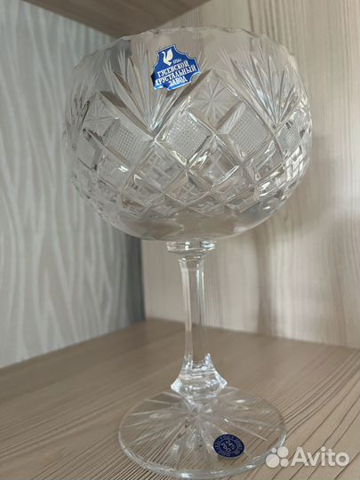 Хрустальная конфетница