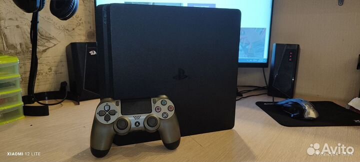 PS4 slim
