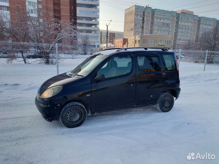 Toyota Funcargo 1.5 AT, 2000, 250 000 км