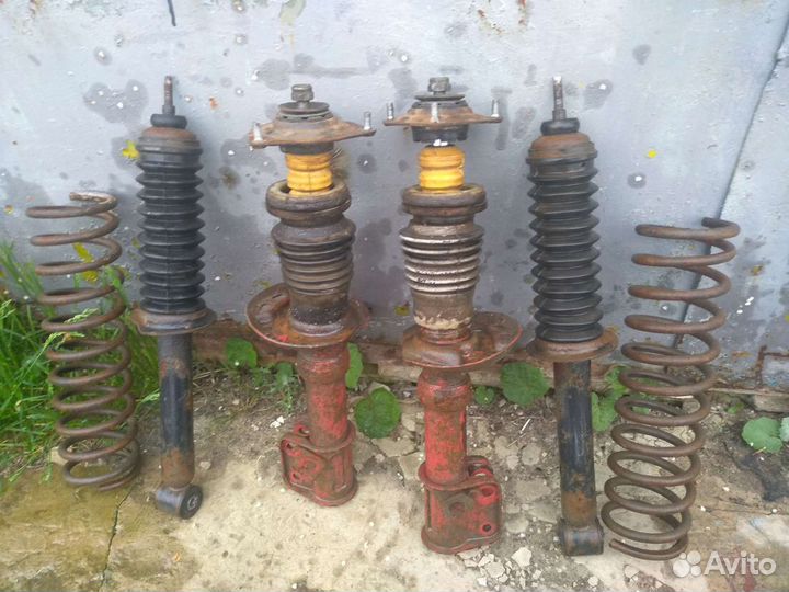 Комплект стоек, амортизаторы, пружины с приоры