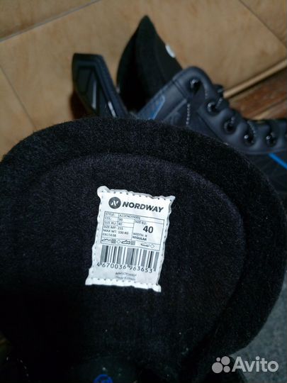 Коньки хоккейные 40 размер