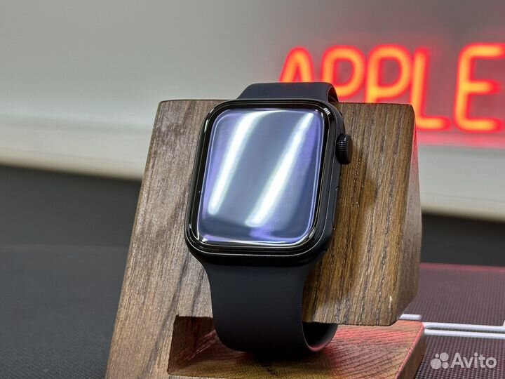 Часы apple Watch SE 2 44 mm 2023