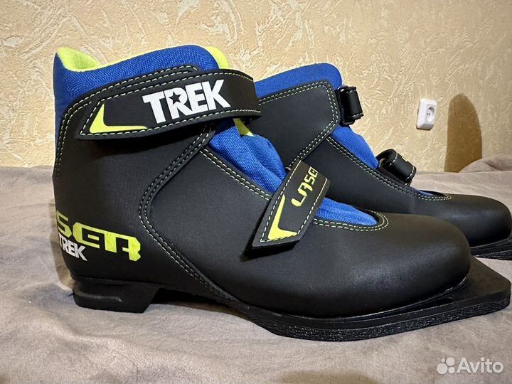 Лыжные ботинки trek laser 1 NN75