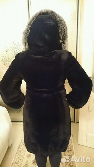 Шуба с капюшоном из мутона