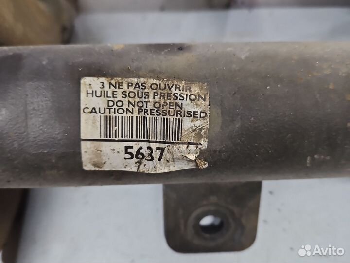 Передняя стойка Peugeot 308 пежо