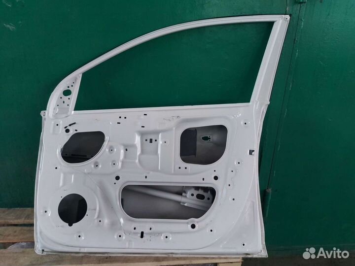 Дверь передняя правая Hyundai Solaris 2 оригинал