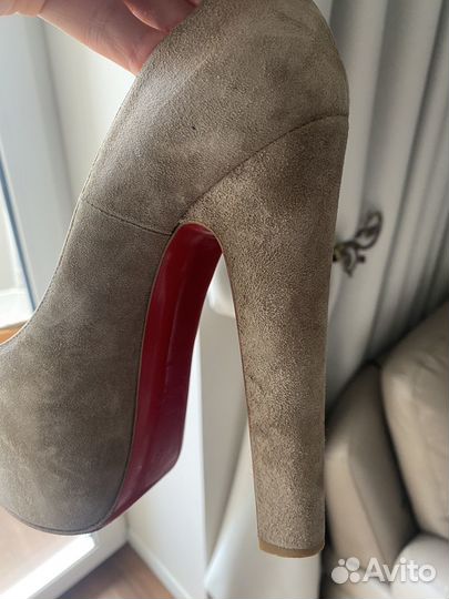 Туфли Christian Louboutin Daffy 36 размер