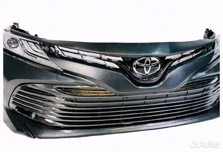 Бампер и фары Toyota Camry 70 Y2436