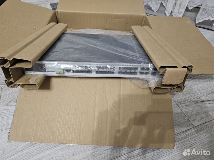 Продам коммутаторы Dlink DGS 3420-26 SC