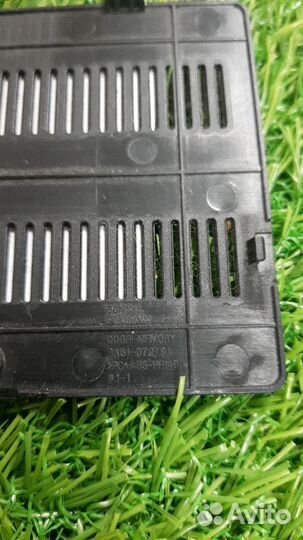 Сервисная крышка ноутбука Samsung NP- R519