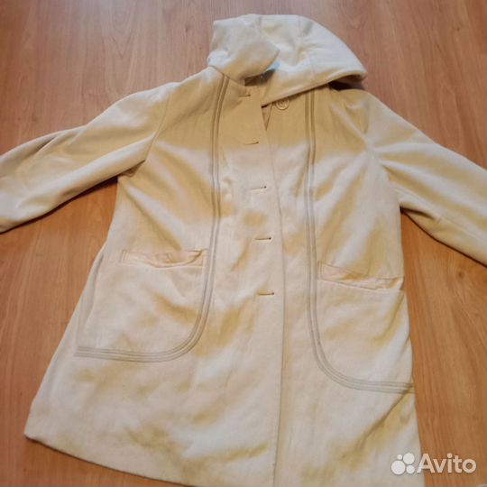 Пальто женское демисезонное 60р