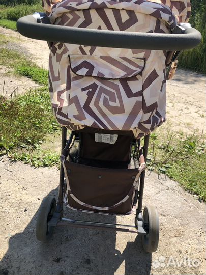 Прогулочная коляска
