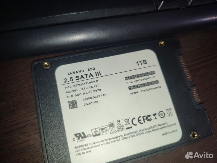 SATA SSD 1TB