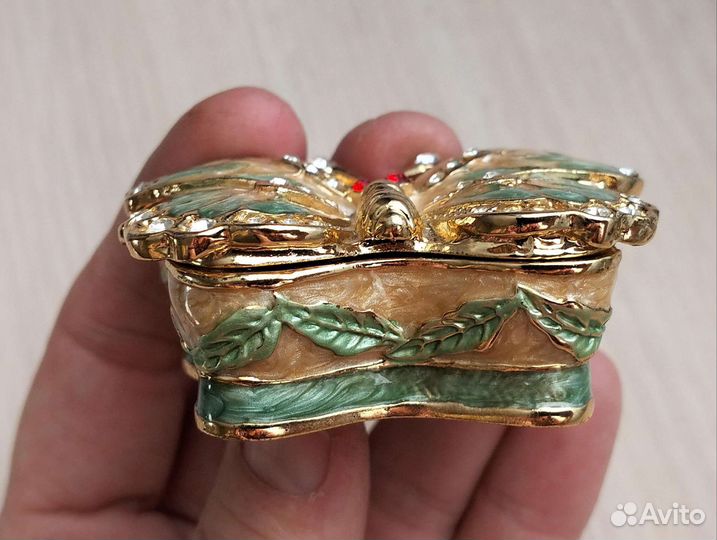 Винтажная шкатулка Бабочка металл, стразы