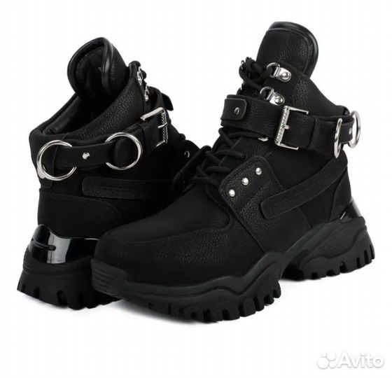 Ботинки женские 37 размер новые