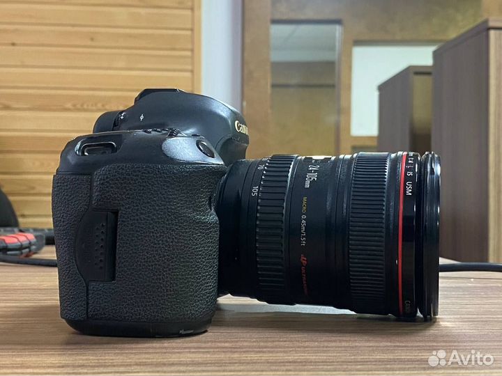 Фотоаппарат canon 5D mark iii