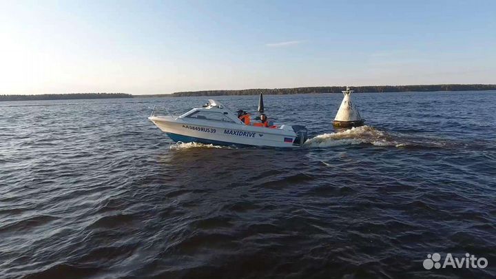 Прогулка на катере по Москве и подмосковью