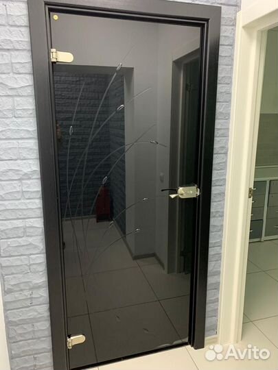 Дверь стеклянная межкомнатная 800 с коробкой бу